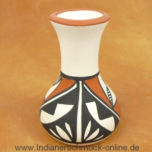 Pottery Isleta Pueblo