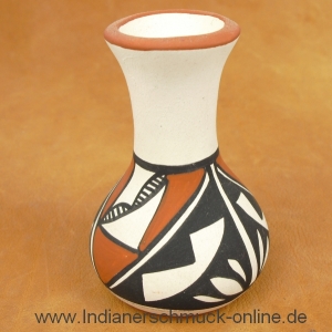 Pottery Isleta Pueblo