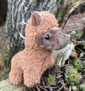 Alpaka Plschtier Schlsselanhnger in braun