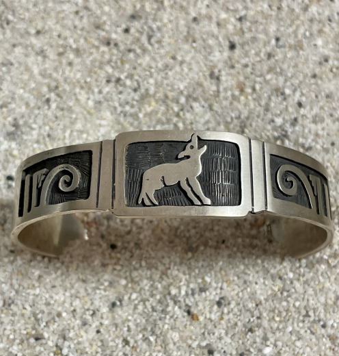 Wolf Armreif Overlay Sterlingsilber Navajo Indianerschmuck