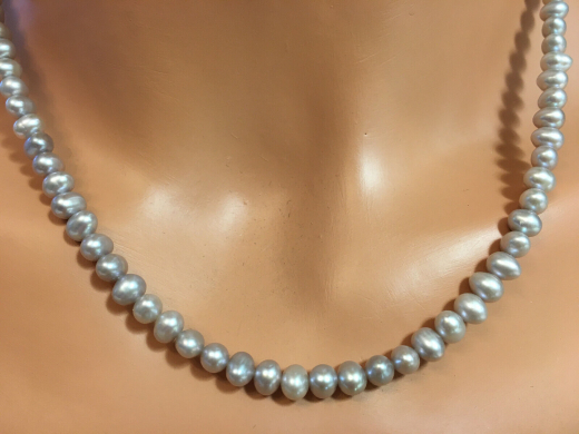 Perlenkette SWZ grau 4 - 5 mm