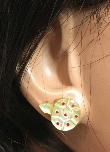 Schildkrten Ohrstecker aus Perlmutt Zuni