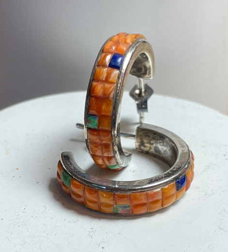 Spiny Oyster Halbcreole Ohrstecker Cushion Sterlingsilber Navajo Indianerschmuck