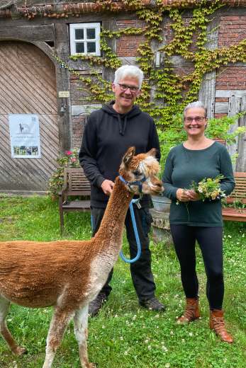 Gutschein Alpaka Kruterwanderung am 6.9.2026 mit Nicole Lampe