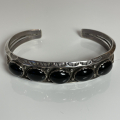 Massiver Onyx Armreif mit 5 Onyx Navajo Handarbeit