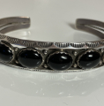 Massiver Onyx Armreif mit 5 Onyx Navajo Handarbeit