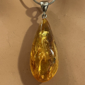 Natur Bernstein Anh�nger in Tropfenform 1043