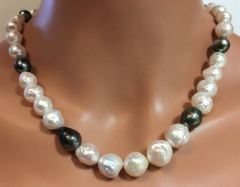 SWZ Perlenstrang mit Tahiti Perlen