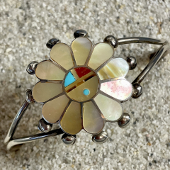 Sunface Perlmutt Armreif Zuni Indianerschmuck