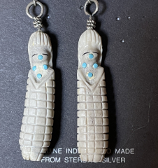 Carved Zuni Maiden Ohrhnger Zuni Handarbeit